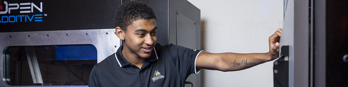 photo of a student at an internship site